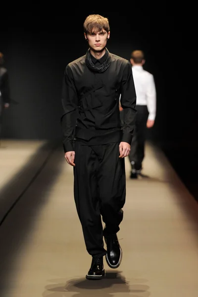 Look 40